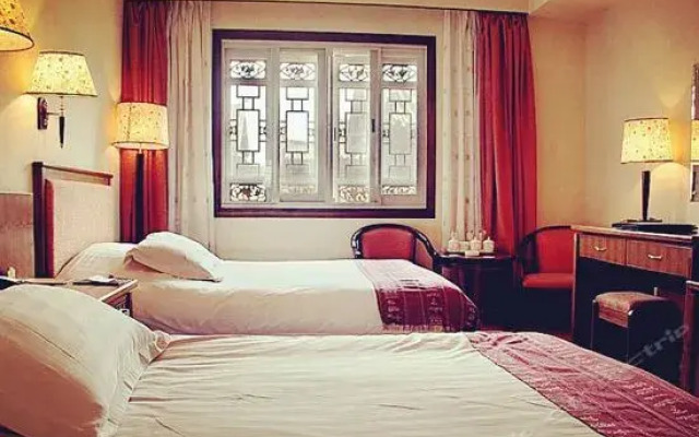 Hexi Hotel