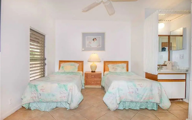 Kahana Sunset C4 - Two Bedroom Condo