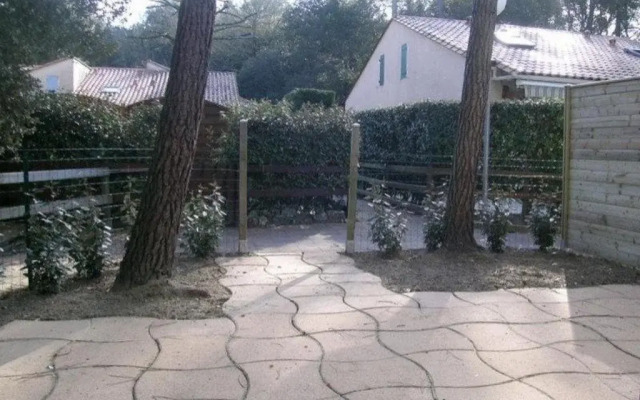 Villa Le Bois D'eleis Residence Avec Piscine