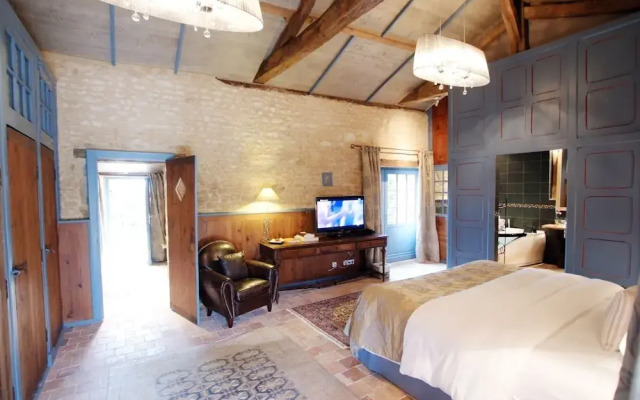 Château de l'Abbaye de Moreilles