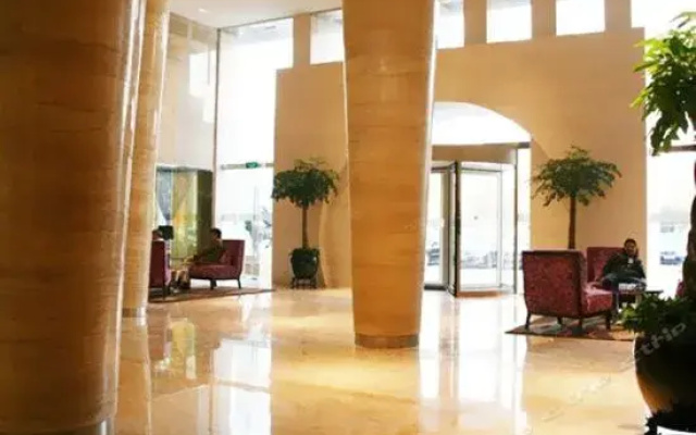Ningbo Haishu Taosheng Yiju Business Hotel