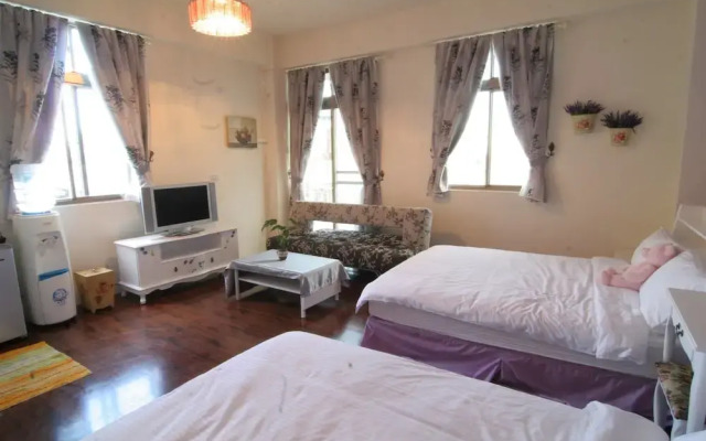 19 Wuu Wuu Guest House