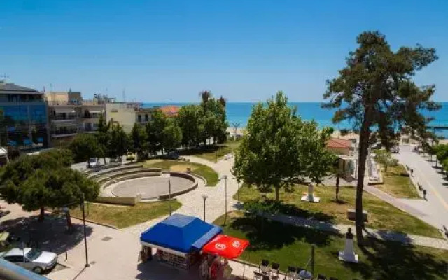 LE MONDE Apartments