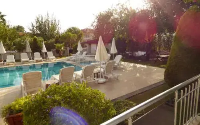 Safak Apart Hotel