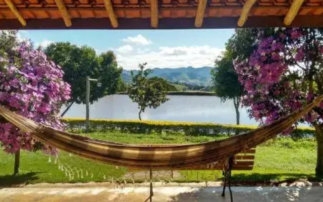 Tocas do Lago