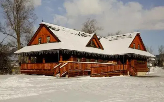 Koliba Bešeňovka