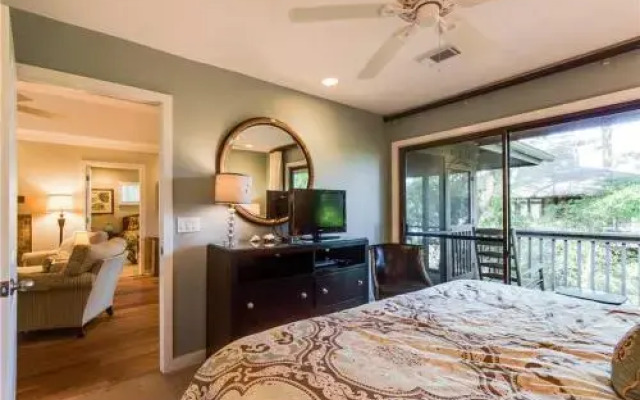 Inlet Cove 41 by RedAwning