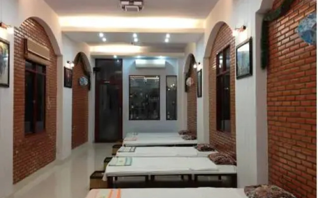 Lu Khach Quan Homestay