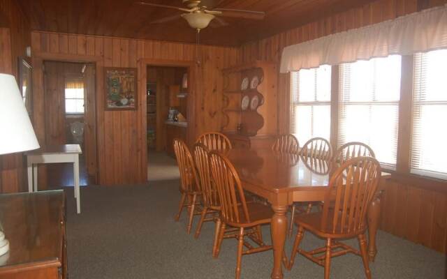 2035-1 Ellington, Downstairs