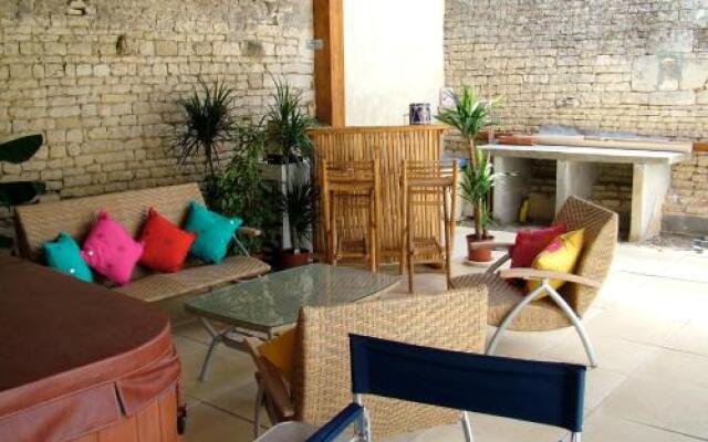 La Maison des Grands Bambous