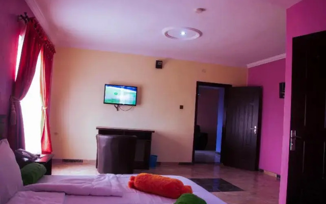Haminton Grand Hotel and Suite