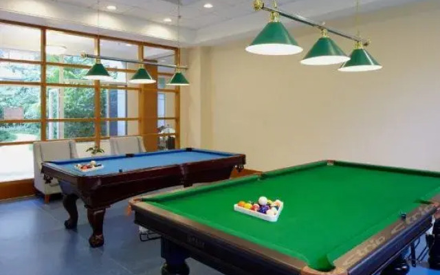 Golden Height Hotel