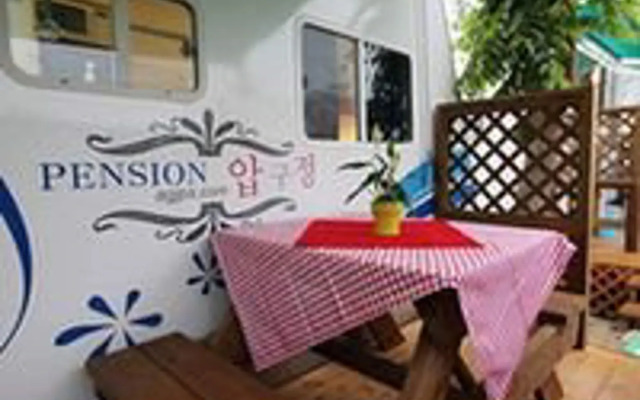 Gapyeong Apgujeong Pension