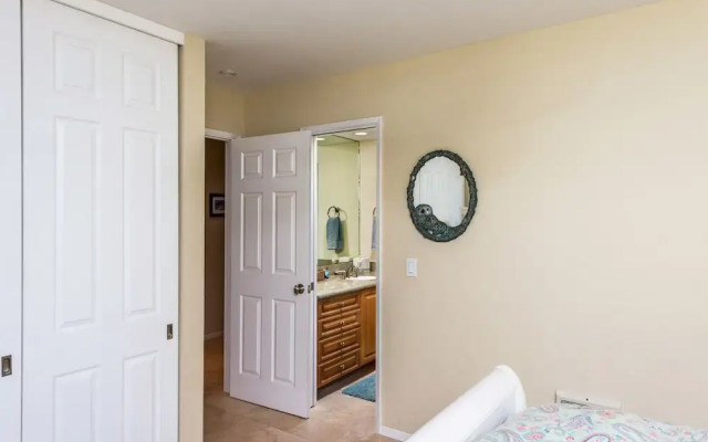 South Sierra Condominium #54075
