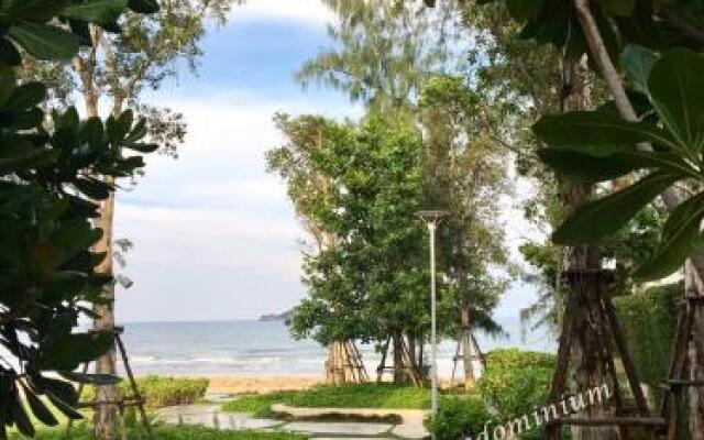 Huahin Beach Luxury Condominium