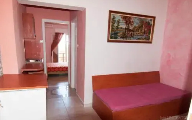 Arokaria Apartments