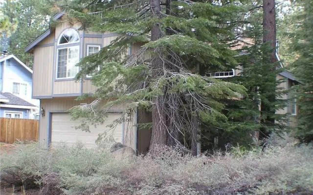 Pine Cone Lodge by RedAwning