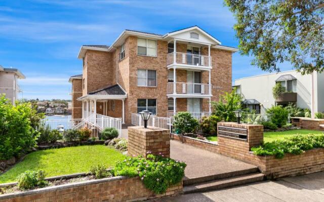 Drummoyne Furnished Apartments 3 Drummoyne Avenue