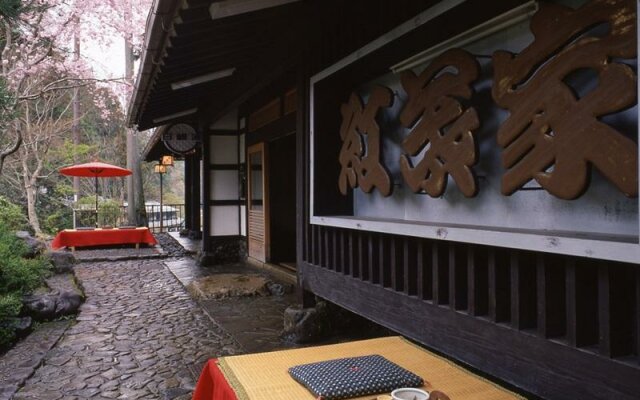 Momijiya Bekkan Kawa No Iori Ryokan