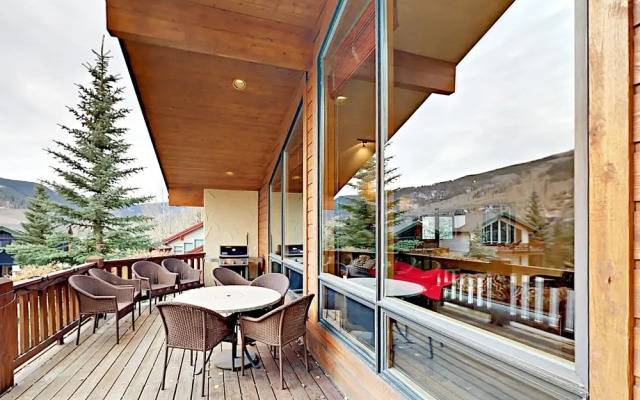 1874A Glacier Court Chalet