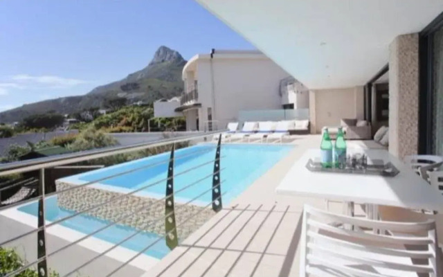 Geneva Drive Villa