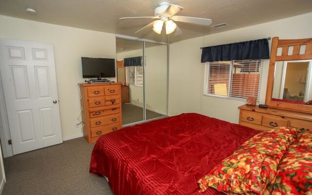 1693 - Moonridge Getaway