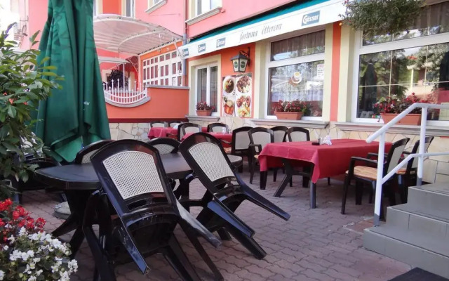 Fortuna Hotel And Restaurant