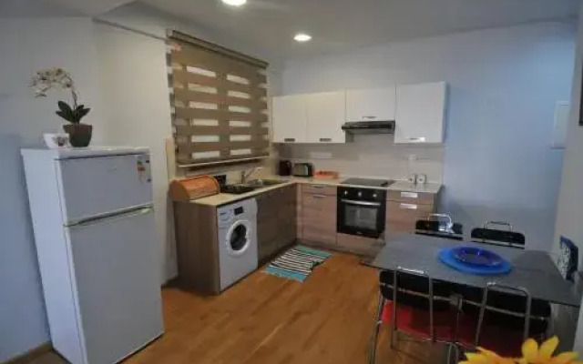 Ithaki Phinikoudes Apartment No. 201