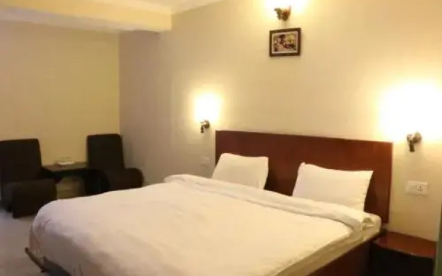 Green Hotel