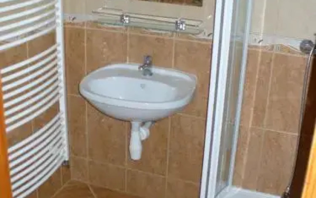 Rózsakert Apartmanház