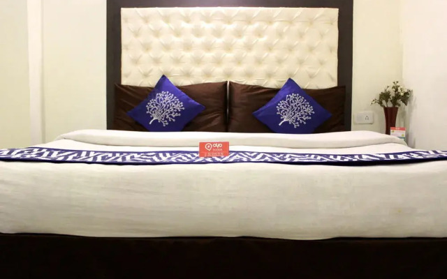 OYO 1045 Hotel Ashirward