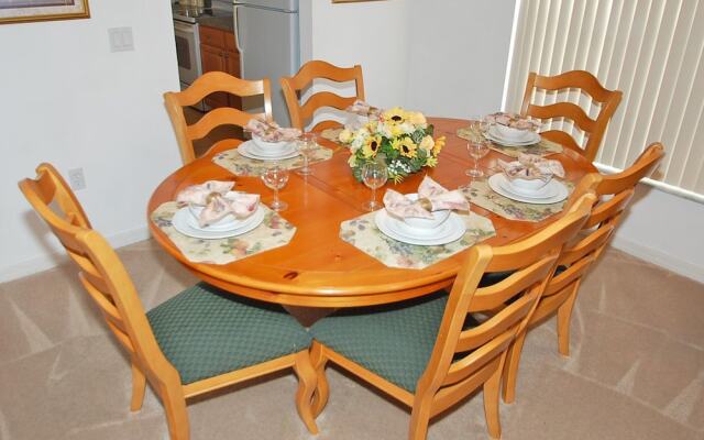 Janet's West Haven 4 Bedroom Home by Redawning