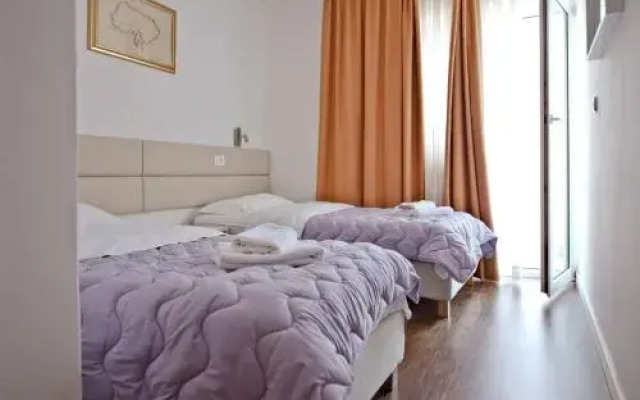 Hotel No-1