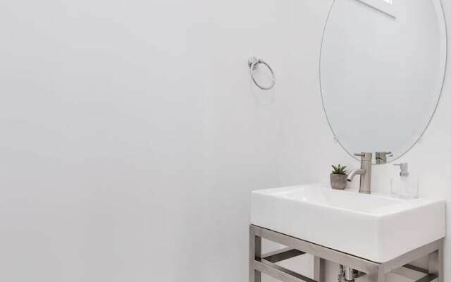 Two Stunning Modern Homes w/ Rooftop Views