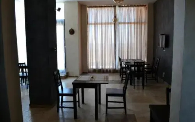 Hotel Sara