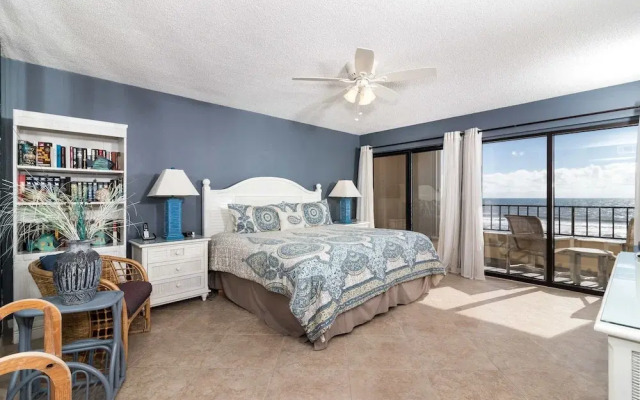 Surf Dweller 502 by RedAwning