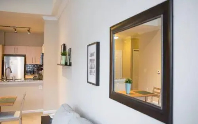 South End 1BR Apt In Great Location