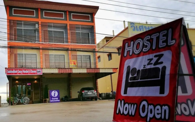 Sukhothai Cozy Hostel & Dorm