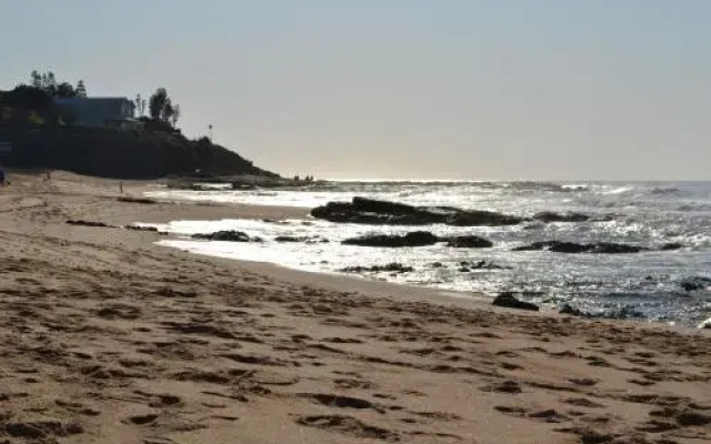 C'est La Vie Beach House