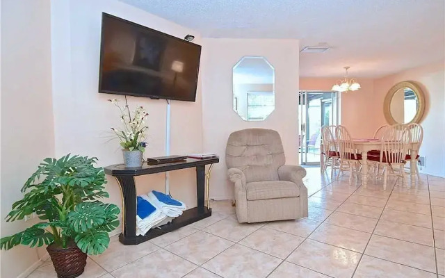 Falcon Beach - Three Bedroom Home