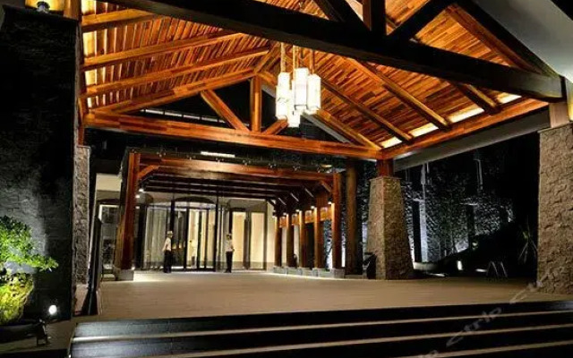 Hongzhushan Hotel