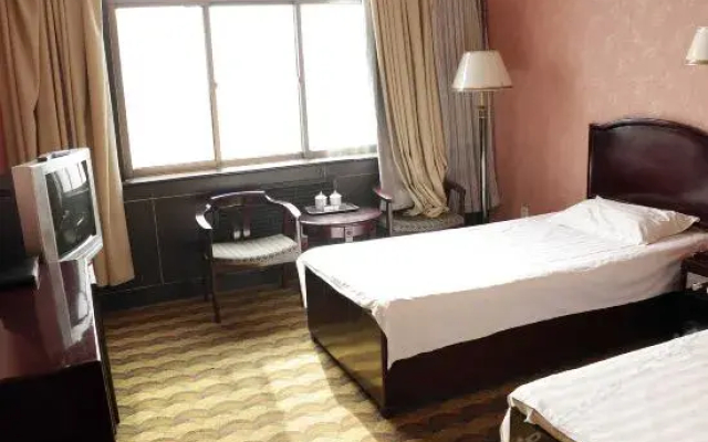 Quwo Sanjin Hotel