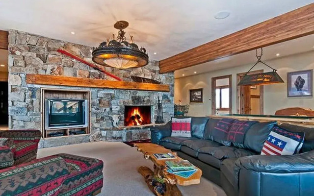 Abode in Deer Crest