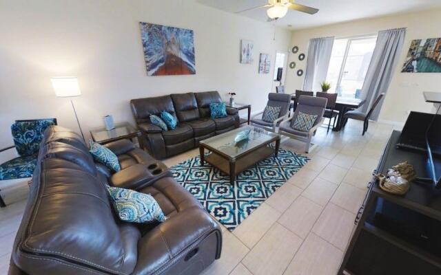 ACO FAMILY - 4Bd with pool ( 1707)