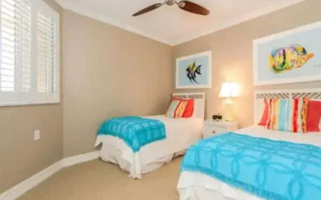Beautiful Condo with Breathtaking Sunset Views by RedAwning
