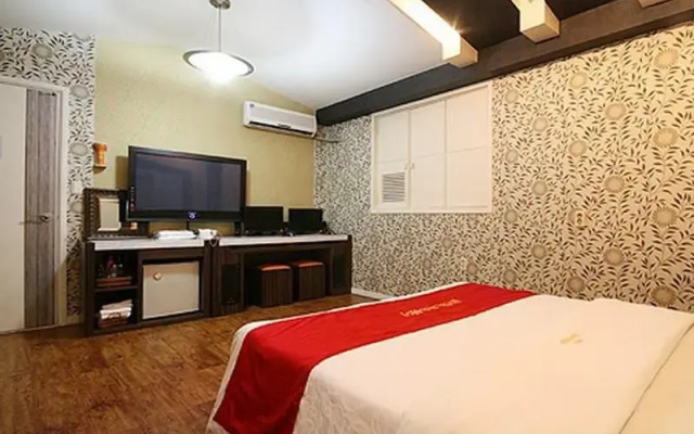 Hotel Parkway