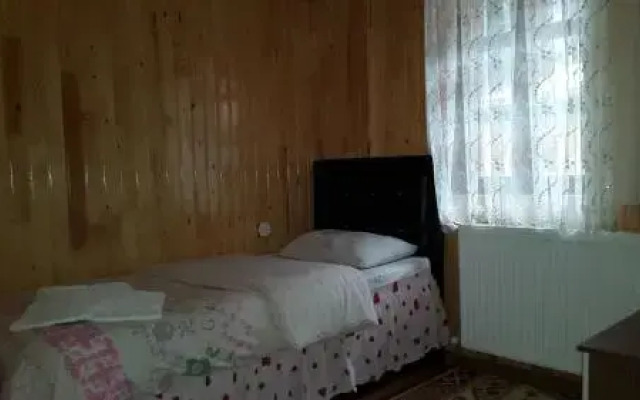 Of Apart & Aile Pansiyonu