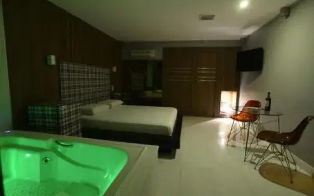 Mc Motel