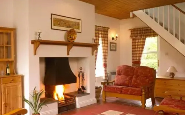 The Waterside Cottages