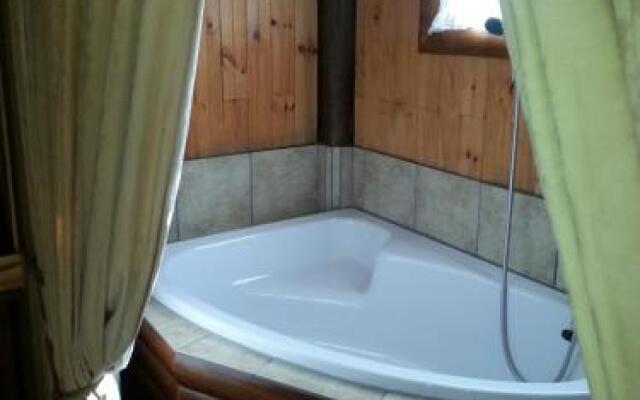 Hib Escape Log Homes